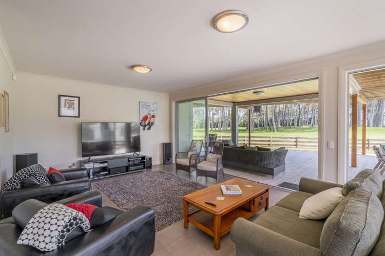 107 Mercury View Matarangi_22