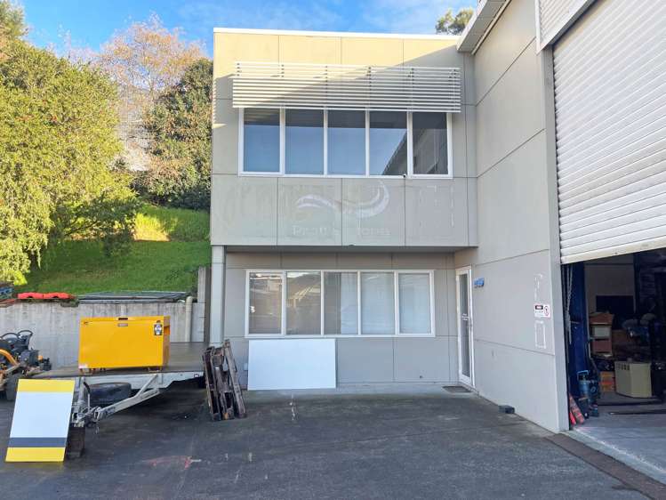 Unit B/8 Peters Way Silverdale_9