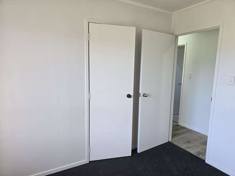 16 Glooming Place Conifer Grove Takanini_6