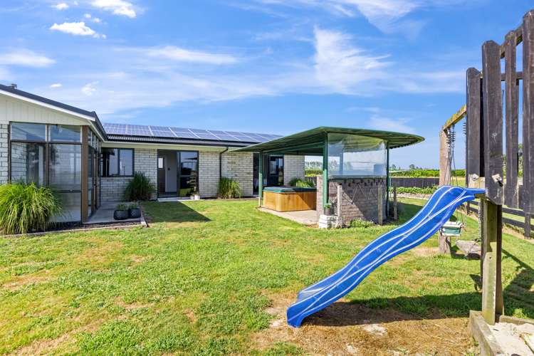 597 No 7 Road Springdale_20