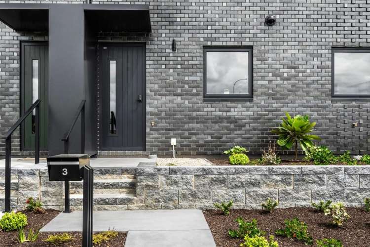 1-9 Erina Road Wiri_11