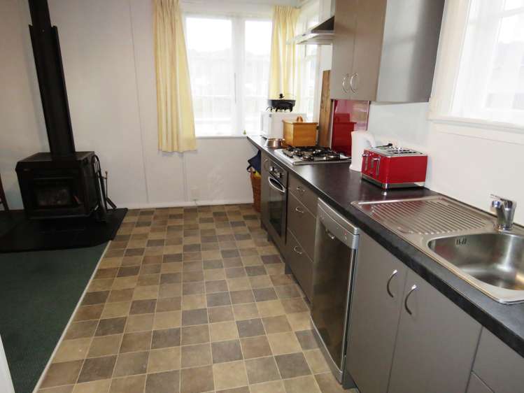 42 Main Street Reefton_15