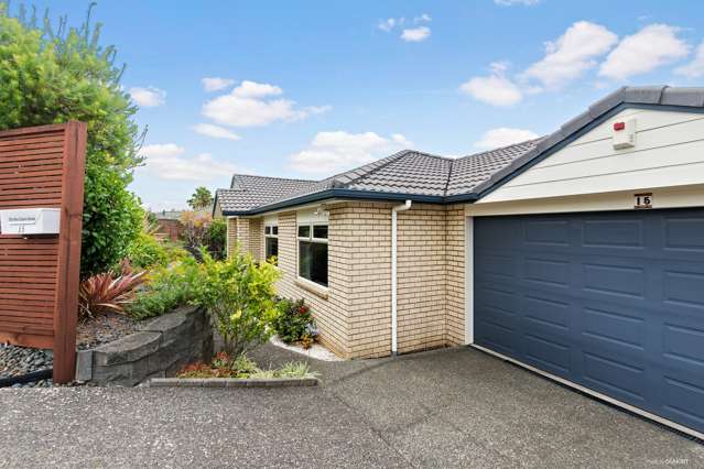 15 Chesterfield Way Orewa_1