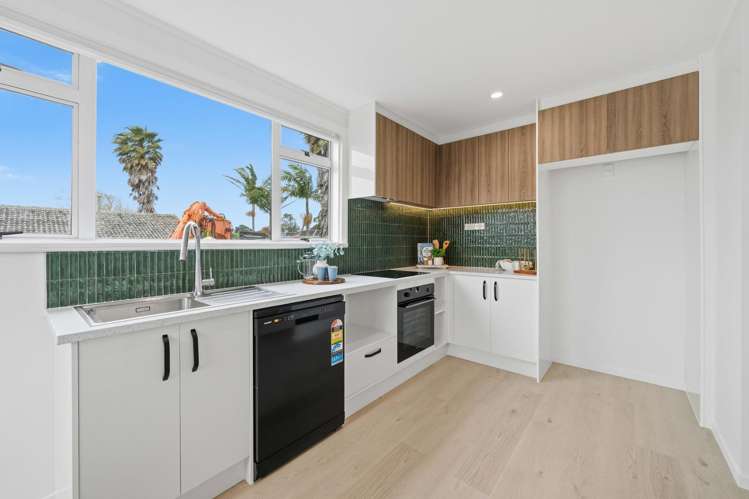 80 Heyford Close Mangere_9
