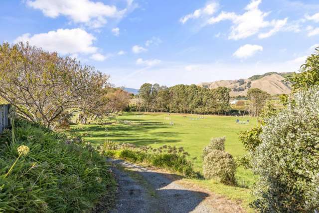 84 Derham Road Te Horo_3