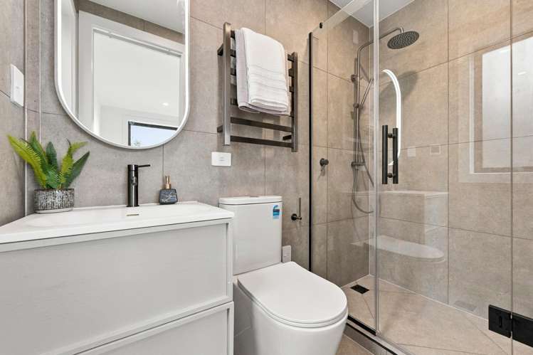 2A Rangitoto Terrace Milford_19