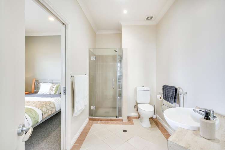 2E/11 London Street Hamilton Central_7