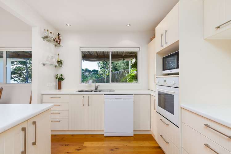 1278a Whangaparaoa Road Army Bay_19