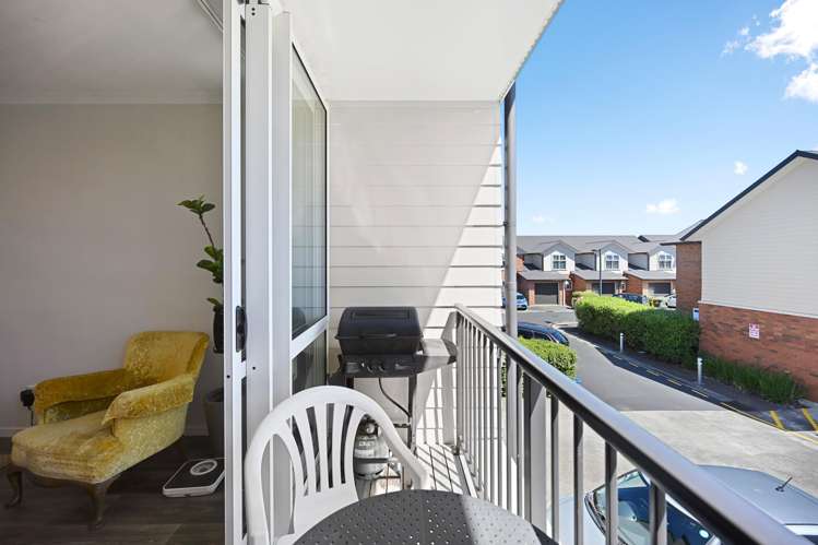 29 Chiefs Court Hamilton East_15