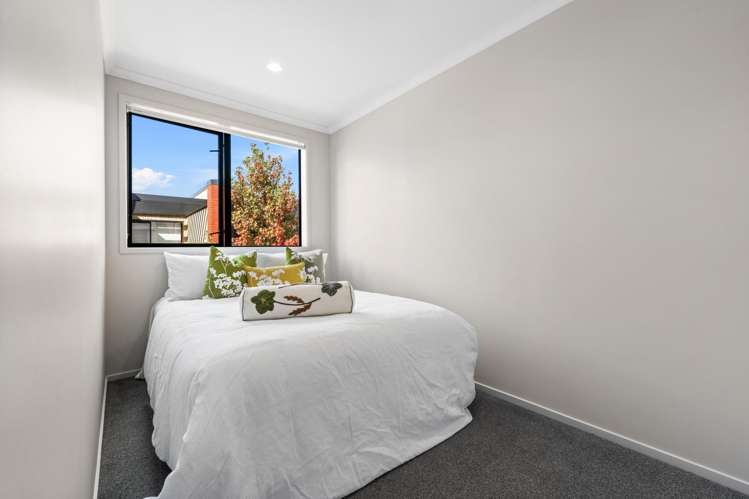 5 Kerewhenua Crescent Hobsonville_16