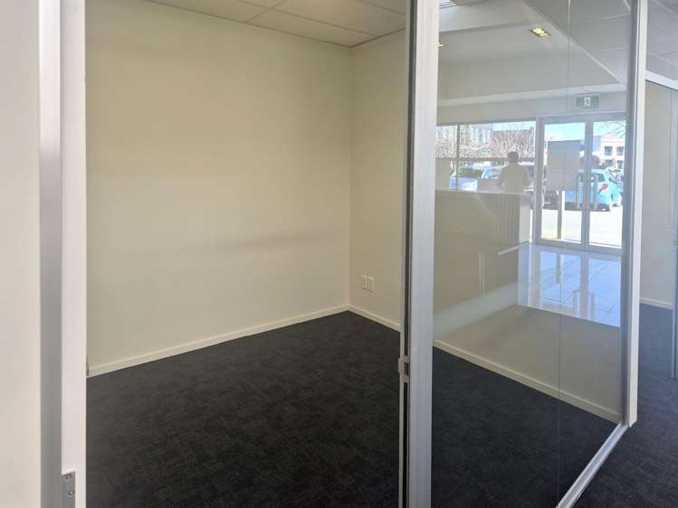 2/57 Mandeville Street Riccarton_9