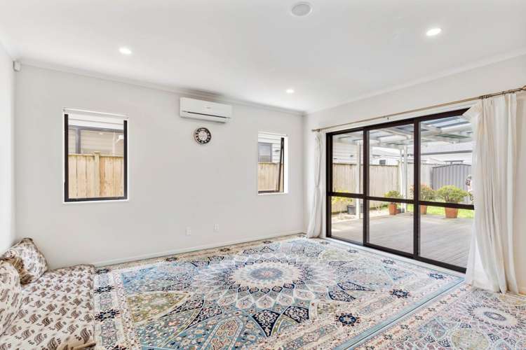 19 Quattro Avenue Flat Bush_11
