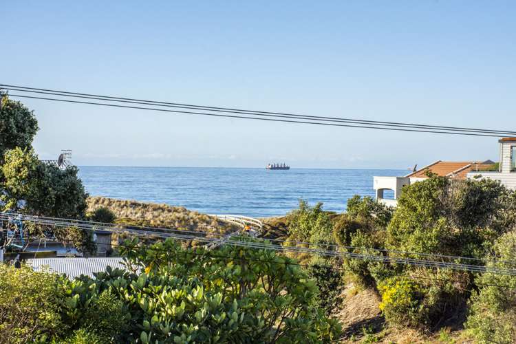 2/346 Oceanbeach Road Mount Maunganui_4