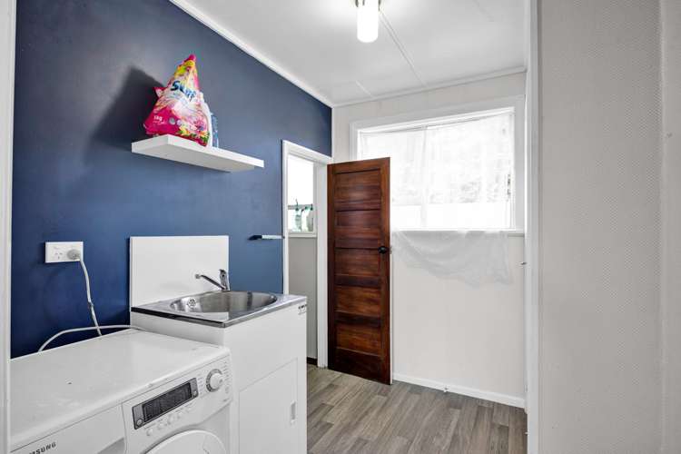 16 Hadfield Street Patea_9