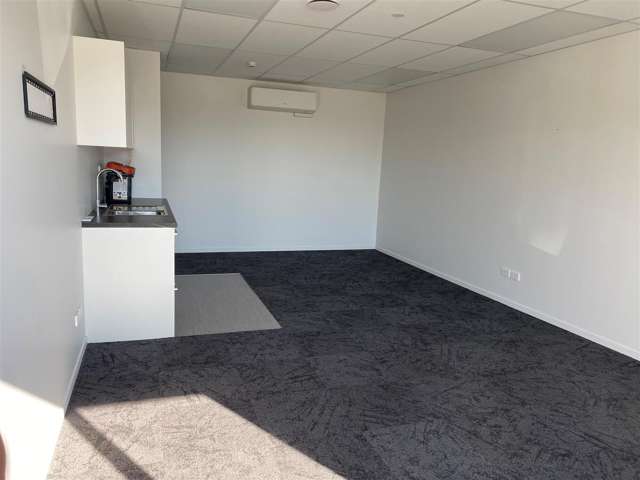 Unit 2, 141 Ossie James Drive Rukuhia_3