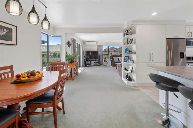 57 Basley Road Owhata_6