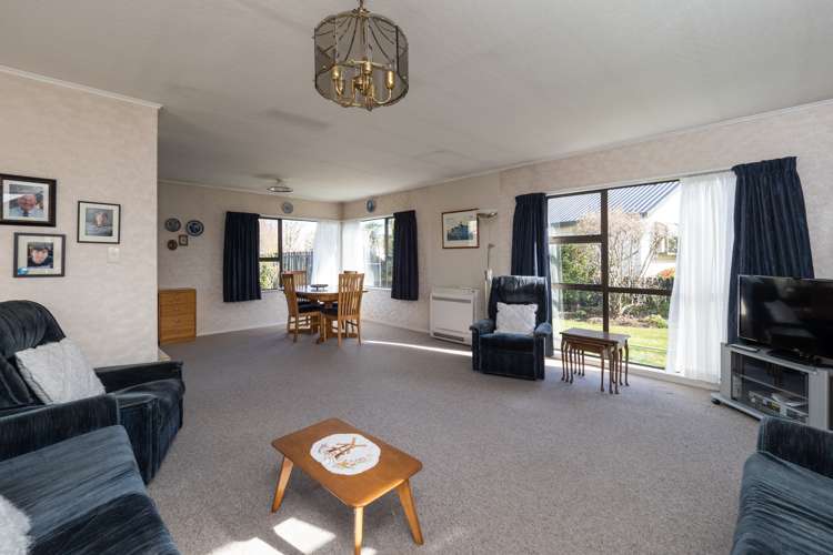 20 Pages Road Allenton_5