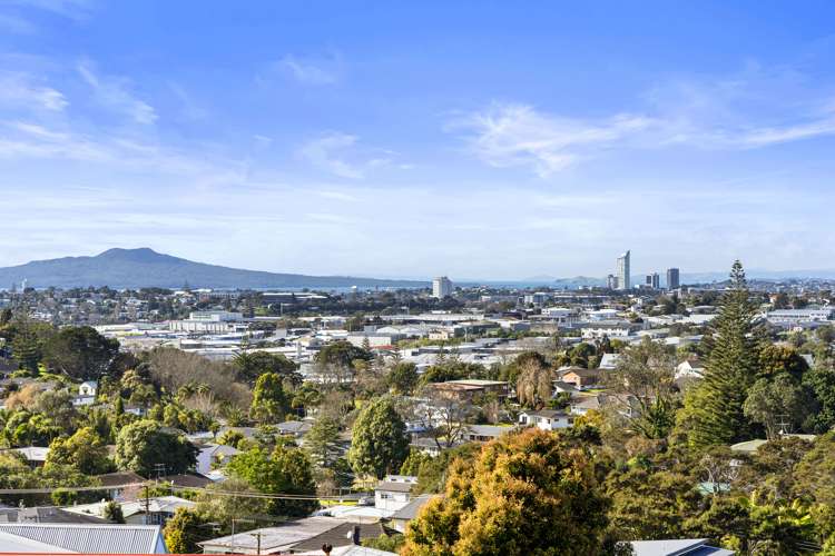 404/553c Glenfield Road Glenfield_16