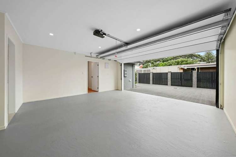 31A The Esplanade Eastern Beach_19