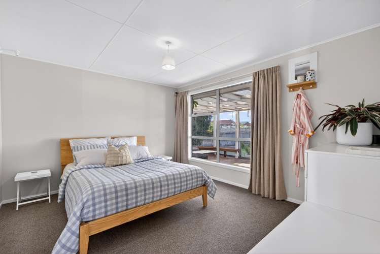 313 Westminster Avenue Tamatea_7