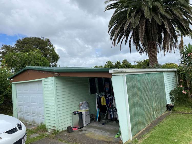 13 Sylvan Crescent Te Atatu South_18