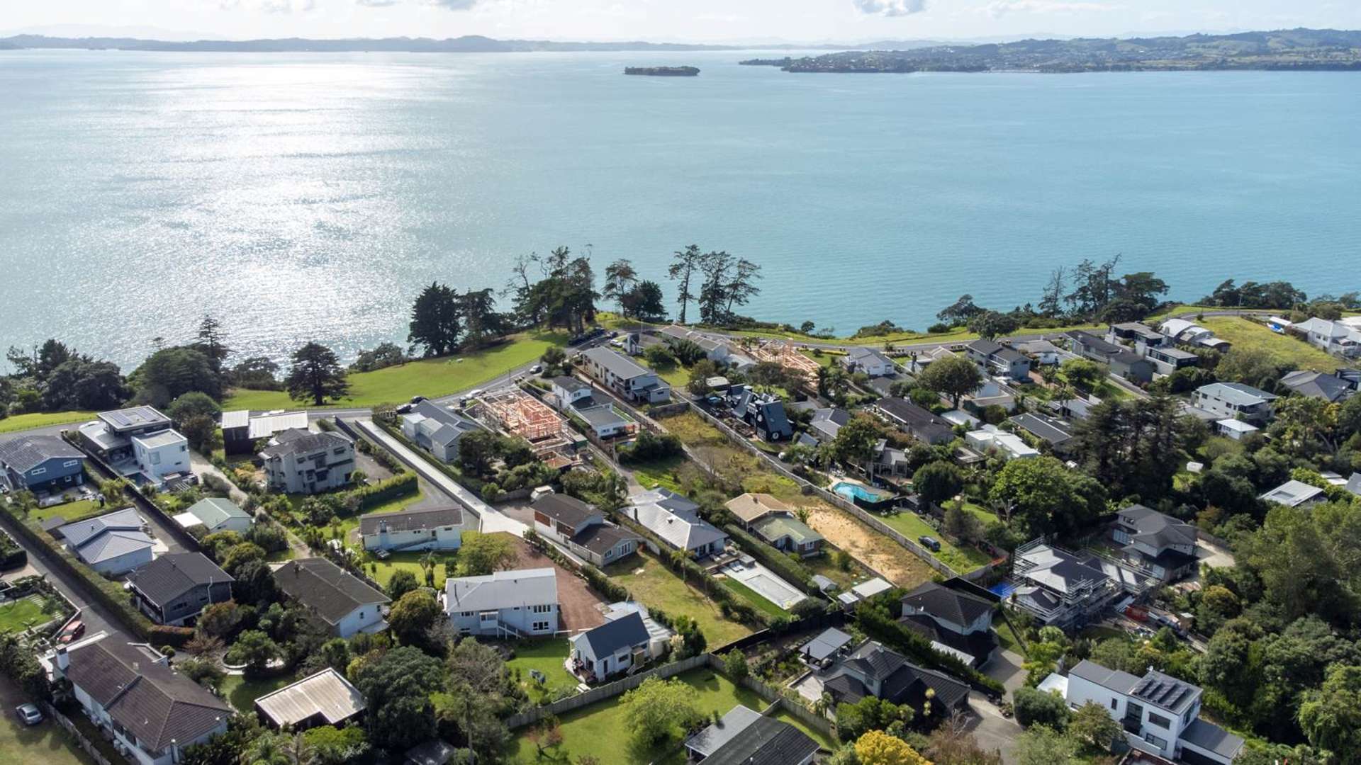 2/75 Marine Parade Mellons Bay_0