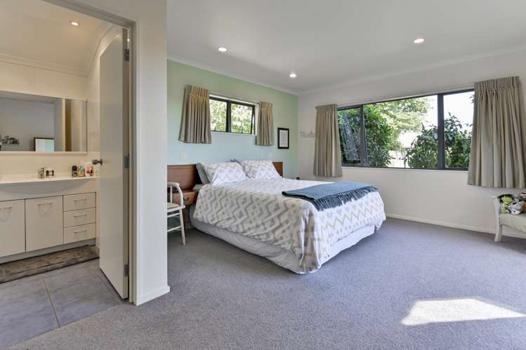 1212 Kaiapo Road Camberley_10