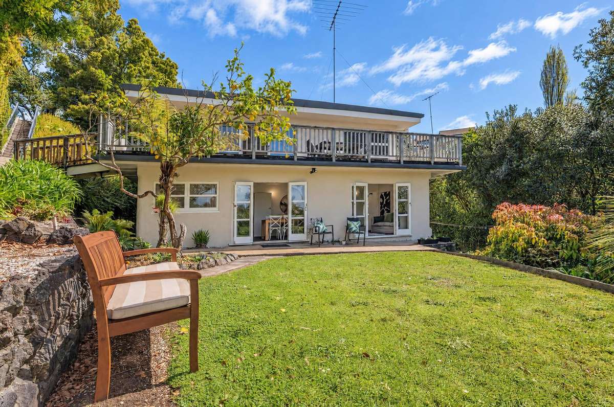 16 Montgomery Crescent_0
