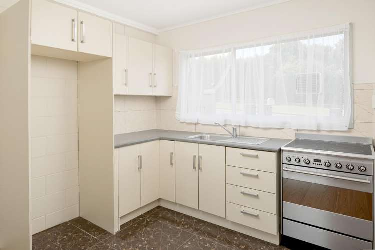 5/106 West Coast Road Glen Eden_15