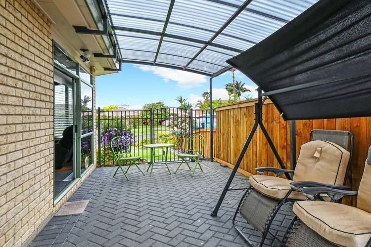 103 Rushgreen Avenue Pahurehure_4