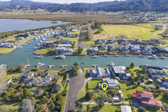 115 South Highway Whitianga_2