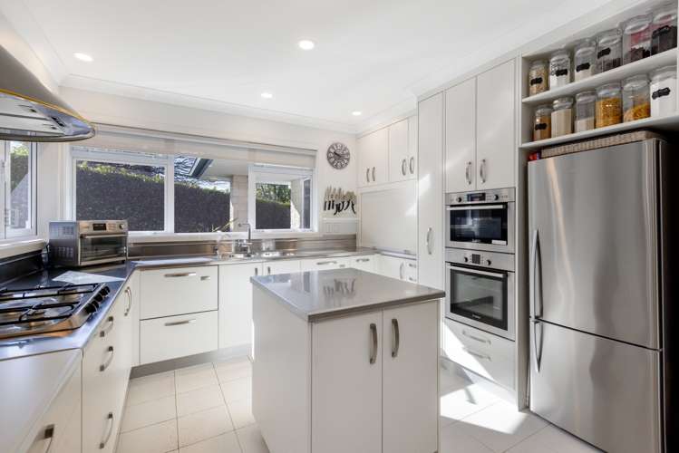 25 Contour Avenue Pyes Pa_5