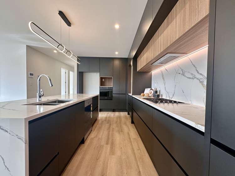 38 Tipu Crescent Milldale_9