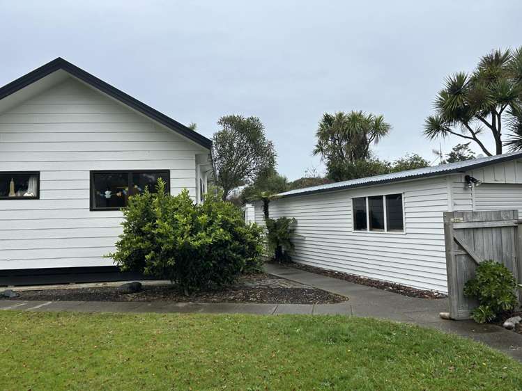 66 Iwa Street 11192_12