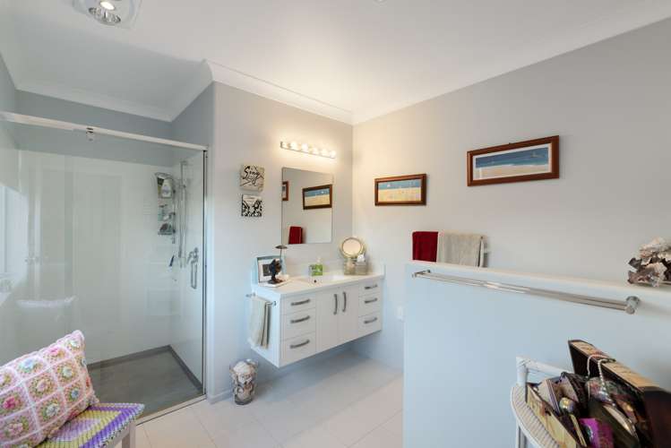 25 Contour Avenue Pyes Pa_9