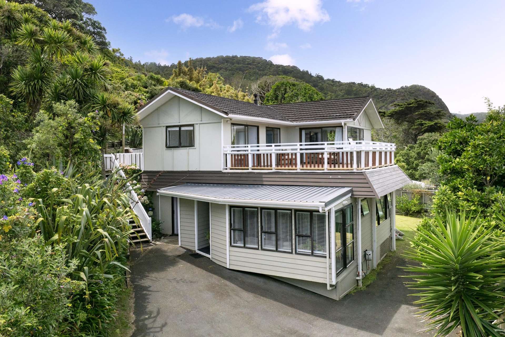 24 Seaview Road Piha_0