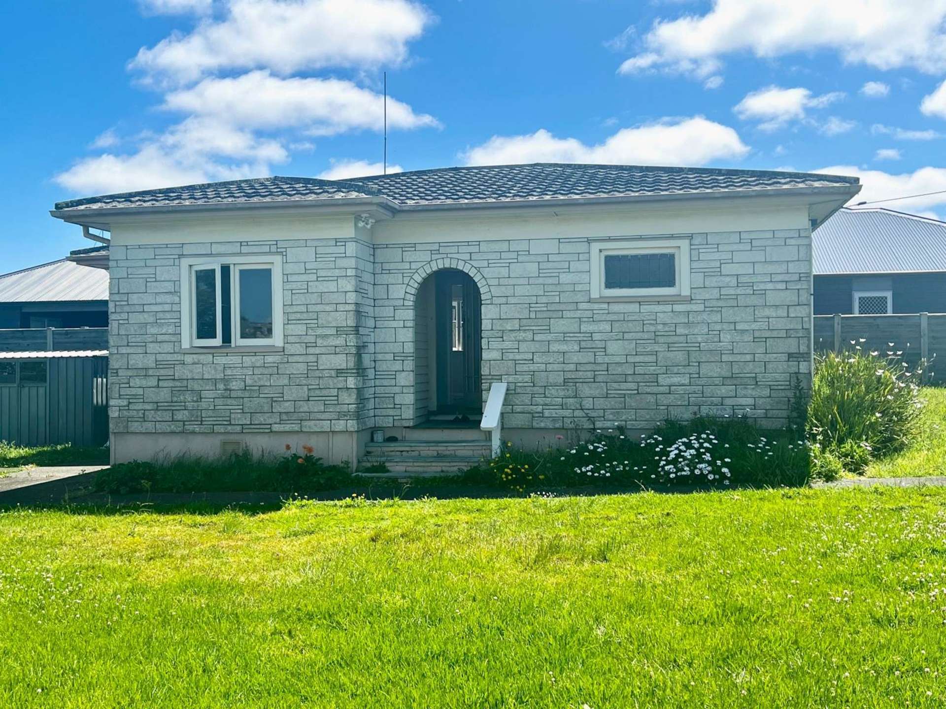 4 Kirk Street Waiuku_0