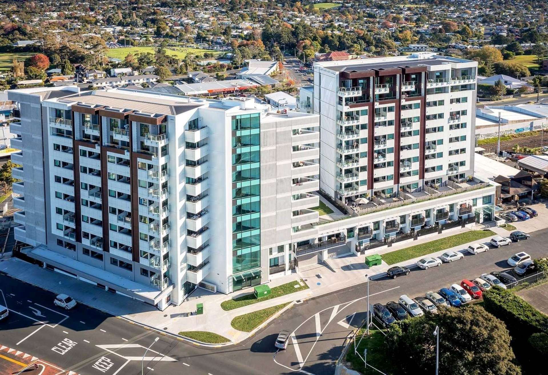 205/6 Waikumete Road Glen Eden_0