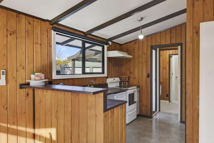 41 Takiroa Street Urenui_10