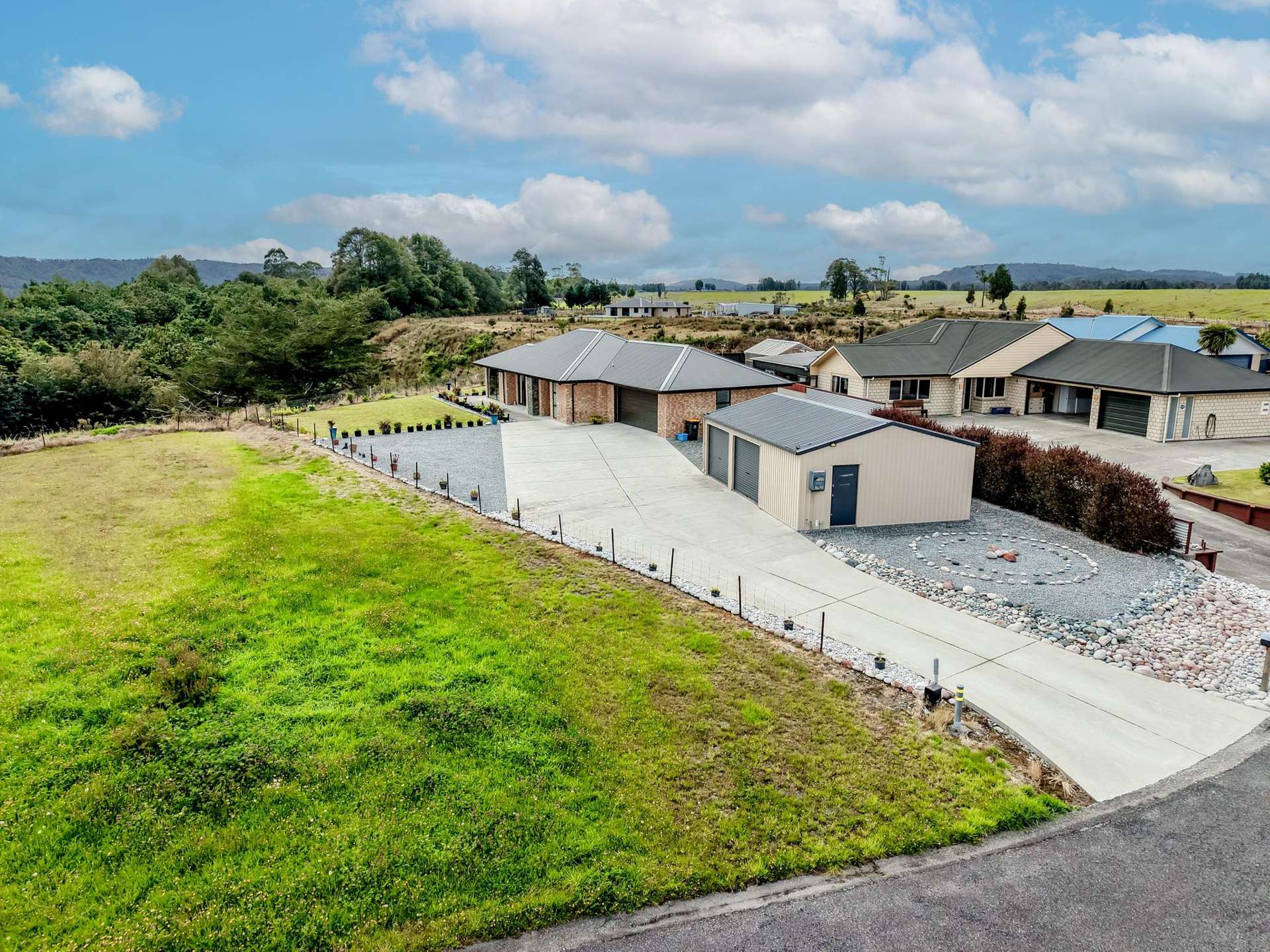 8 Pukaki Avenue Ngahere_0