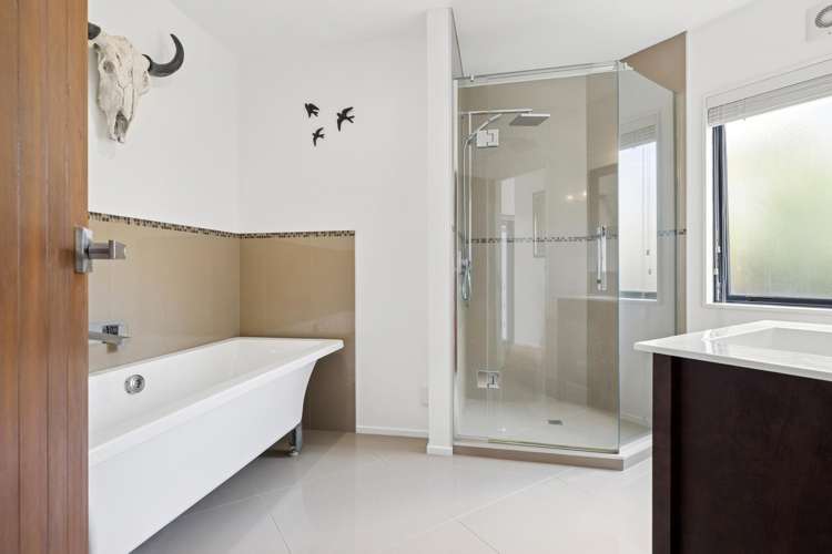 5 Caversham Drive Torbay_26