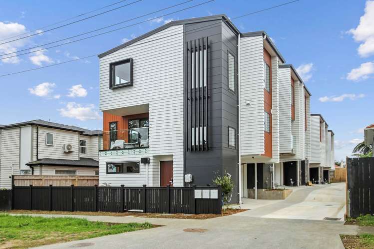 1/18 Tyburnia Avenue Mt Albert_17