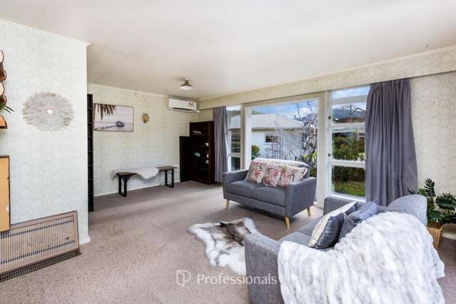 4 Dowling Grove Silverstream_2
