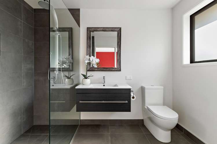 24 Woodstock Road Lower Shotover_17