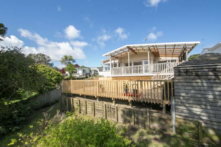 71 Glengarry Road Glen Eden_13