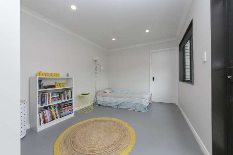 117 Barrett Road Riverhead_12