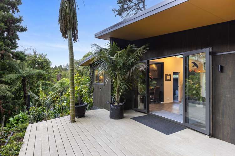 581 West Coast Road Oratia_22