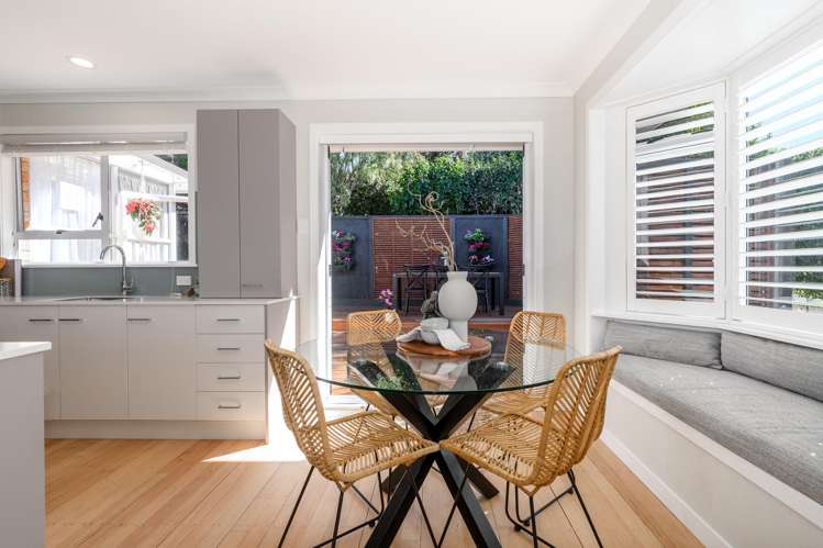 24 Warwick Place Brookfield_7