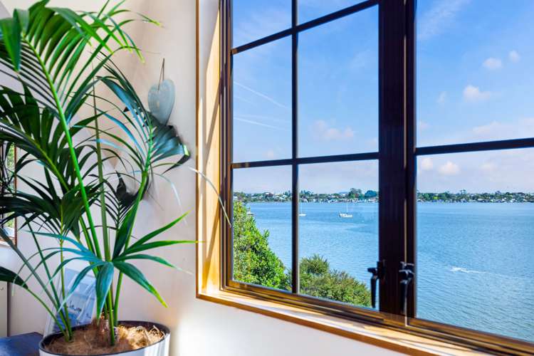 47 Chatham Avenue Paremoremo_12