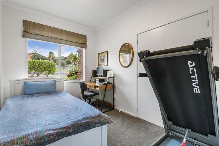8 Driftwood Drive Red Beach_15